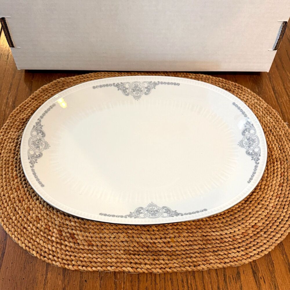 Bareuther Waldsassen Bavaria Germany Oval Serving Platter Gray Scroll 13x9